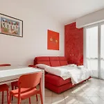 شقة Guesthost - Certosa Cozy Flat With Balcony ميلان