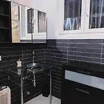 2-level Designer Loft In Isola District *