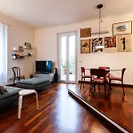 Youhosty - Espinasse 80 ミラノ