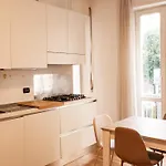 شقة Moscova, Elegant In Centre Of ميلان