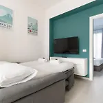 Lambrate - Corti - Bilocale Con Ampio Balcone Apartamento *