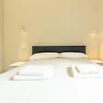 With Terrace And Pool, 5 Min From The Martesana Daire
