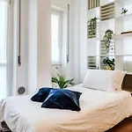 Station - Private Terrace, Netflix & Wi-fi * Milan