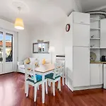 Tibaldi House - Cozy Two-room With Terrace Apartment