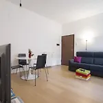 Cozy In The Center Apartament *