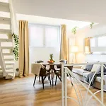 Colonna Lovely Loft - 10 Min Duomo - Buonarroti M1 * Milaan