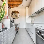 Navigli Flat Chiesa Rossa 4 Pax Wi-fi Apartment *