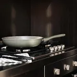 Hostmate - - Solari Milan