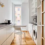 Just Urban - Exclusive 1br Center With Balcony Milão
