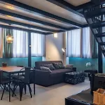 Station - Duomo 15 Min - Loft شقة ميلان