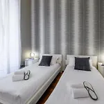 Borromei, 11 - Eleganza In Pieno Centro Apartamento