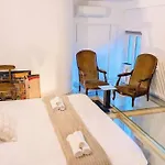 Апартаменты 2-level Designer Loft In Isola District *