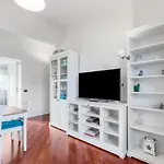 Tibaldi House - Cozy Two-room With Terrace Milano