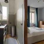 Guesthost - Cozy In Dergano Apartment Milan