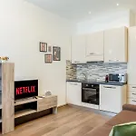 Family-friendly In Isola District Lejlighed *