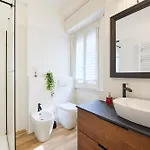 Апартаменты Just Urban - With Balcony - San Siro Милан