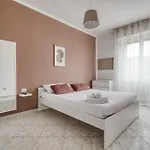 Modern - 7 Min To Linate Милан