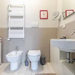 شقة Porta Venezia M1 - Modern In Via Melzo - Recently Renovated ميلان