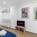 -duomo-darsena-mega Apartment Milan
