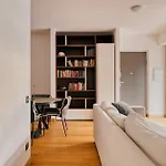 Apartamento Hostmate - - Ulpio Traiano