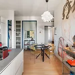 Artistic In The Heart Of Lägenhet