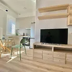 דירה Metro M3 S&m Home, Comoda Soluzione Di Design, Con Collegamento Diretto A Duomo Di Milano, Stazione E Porta Garibaldi *