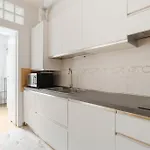 Guesthost - Modern In Corvetto 아파트 *