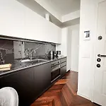 Medici5 - Luxury With Wellness Area شقة