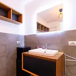 I-host - Ticinese 107 Appartamento