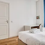 Apartment Just Urban - Elegant 1-br Flat In Solari Area - 2 Min Metro M4 *