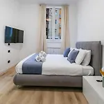Luxury 2-bedroom Station
