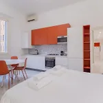 Porta Romana Gateway - New Roomy Apartment *