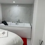 G Luxury Platinum&gold Red Metroline To Duomo Apartamento *
