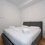 Apartment I-host - Bright 1br With Balcony In Milan