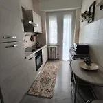 Guesthost - Balcony Flat X3 Linate Airport Mm4 Mailand