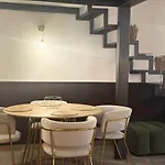 Acasadiimma Loft Elegante A 2 Min Da Metropolitana Porta Romana Con Wifi, Corte Interna Апартаменты