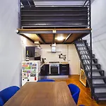 Independent Design Loft With Private Terrace - Apartment Milan