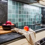 The Botanical Court - Porta Venezia Apartament *