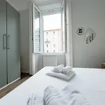 Corte Di Mi - Station & Loreto, Lägenhet *