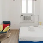 Guesthost - Mm2 Lambrate Bright *