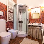 公寓 Pianob Duomo - Spacious 2br For 8 In *