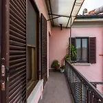Characteristic 2 Double Bedroom Apartamento Milão