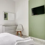 Modern - 7 Min To Linate Апартаменты *