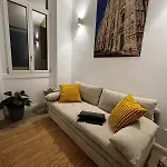 Appartement Premium Duomo Metro1, Comolake Trains11 *