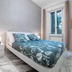Bright '46' Cosy And Apartment Milan