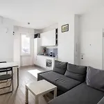 Lovely Very Near Zara Metro Station M3m5