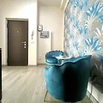 Guesthost - Balcony Flat X3 Linate Airport Mm4