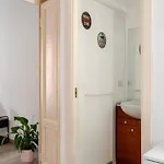 Stylish Flat Near Duomo - Metro 50 M - 4 Guests * מילאנו