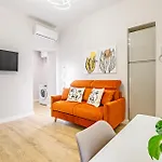 One Bedroom On Carlo Imbonati Apartamento Milão