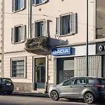 Bilocale Ripamonti 220 公寓